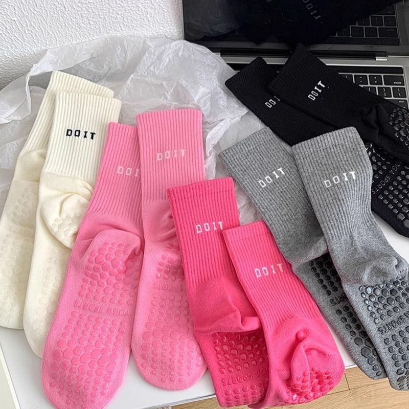 Sports Socks - 1 Pasang Kaus Kaki Yoga Olahraga