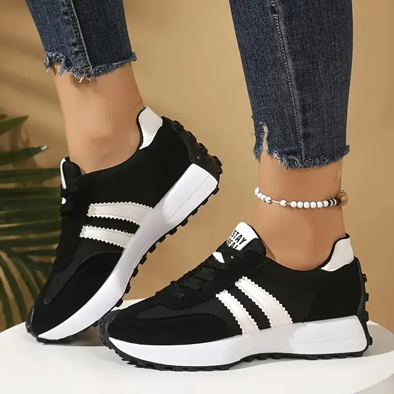 Running Shoes Women - Sepatu Sneakers Wanita Desainer, Sepatu Olahraga,