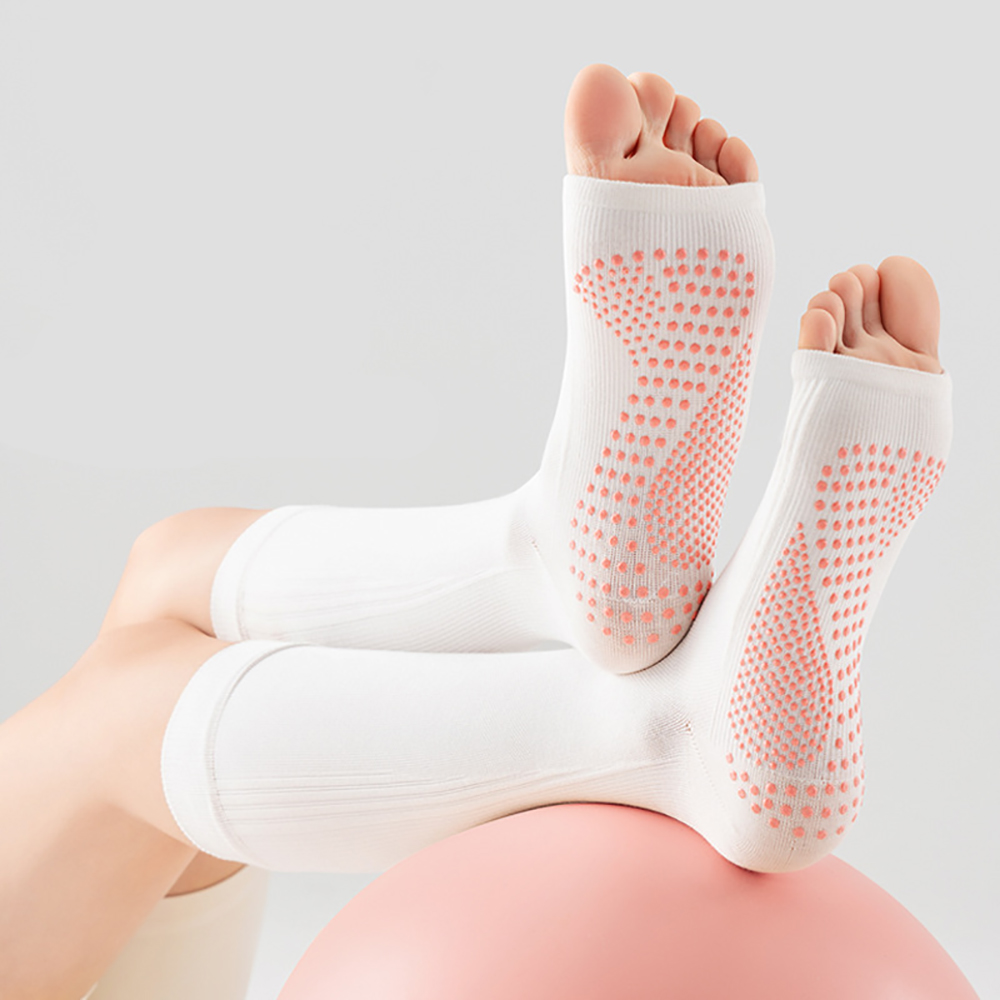 Kaus Kaki Yoga Profesional den - Sports Socks ulasan dan harga