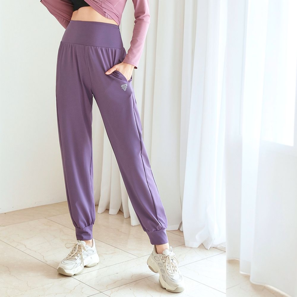 Celana Olahraga Wanita Cepat K - Running Gear Junior ulasan dan harga